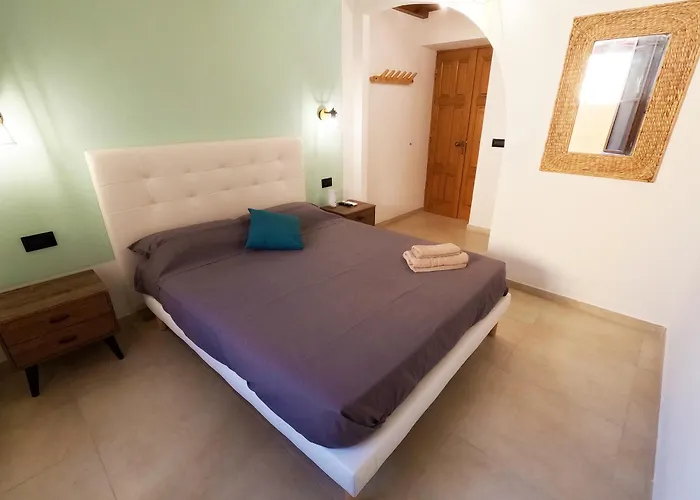 North Sardinia Retreats - Millelire Smart Гостевой дом